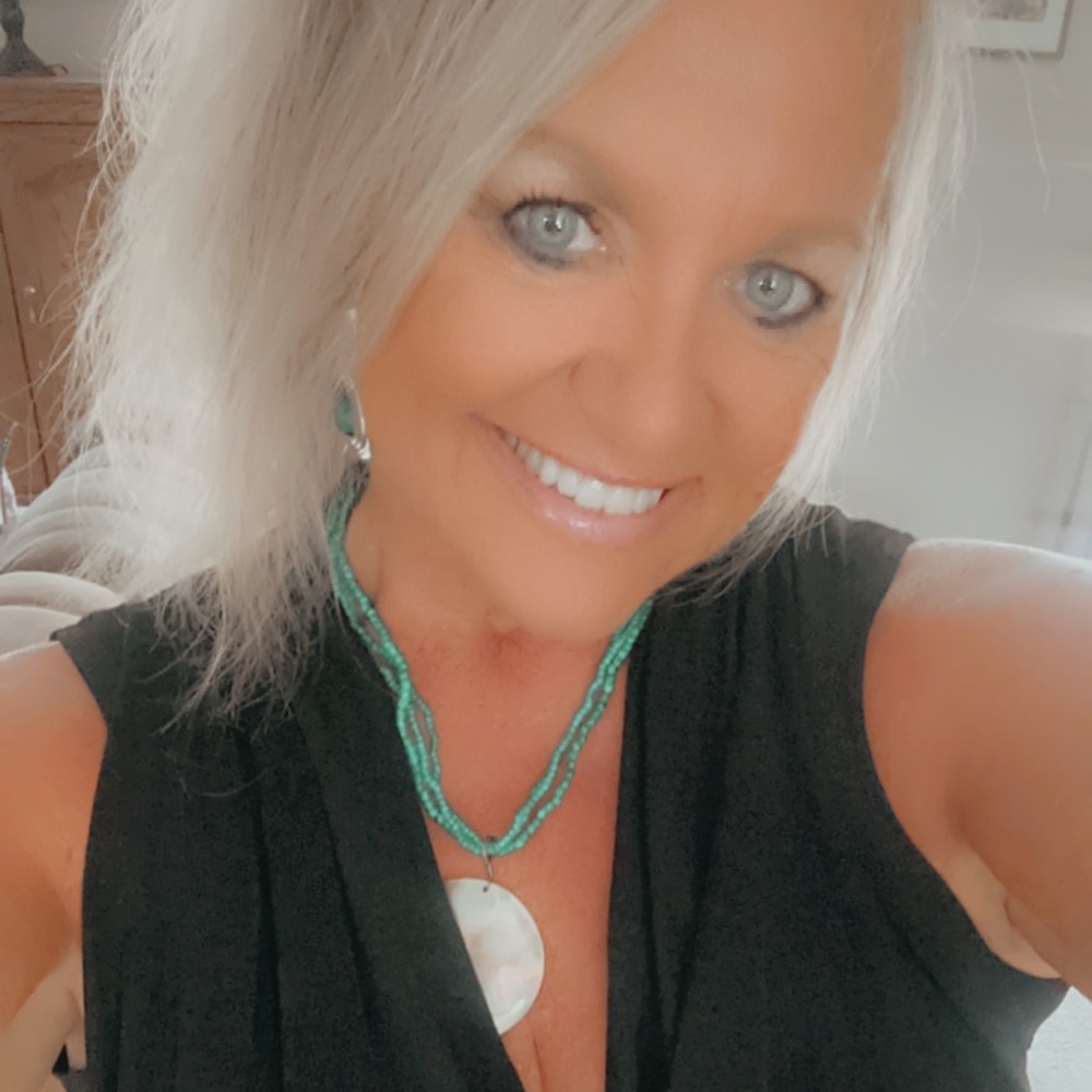 Meet your Posher, Donna